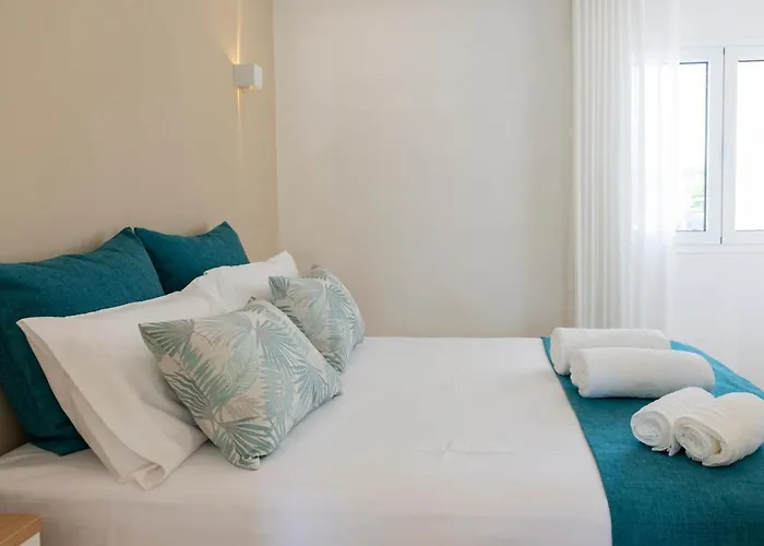 The Modern 1385 Apartment Batalha